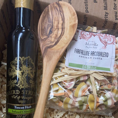 Gift Set with Pasta, oil and spoon